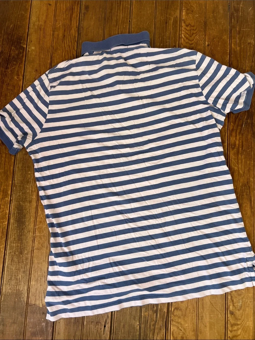 Vintage Ralph Lauren men’s Striped Polo Shirt in Blue & White with Green Pony